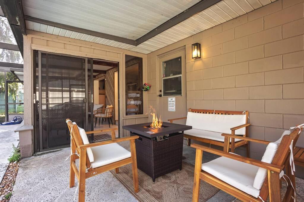 Cozy Lakefront Home W/ Pool -7 Mins From Legoland Уинтер-Хейвен Экстерьер фото