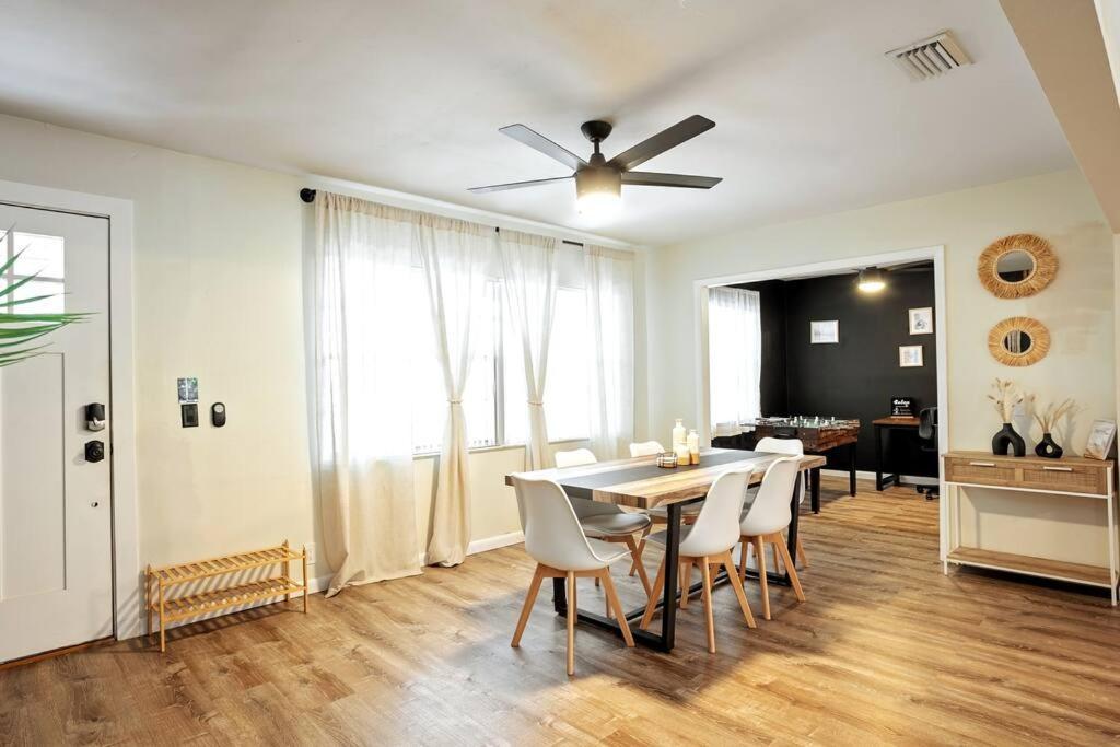 Cozy Lakefront Home W/ Pool -7 Mins From Legoland Уинтер-Хейвен Экстерьер фото